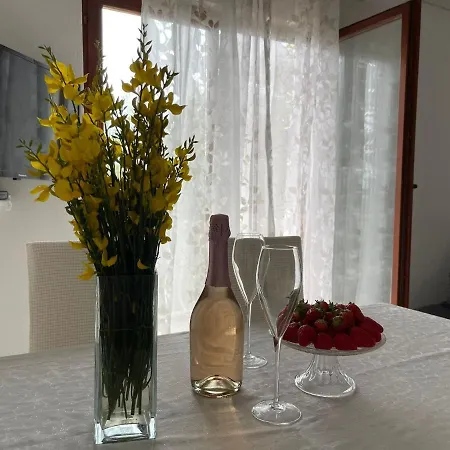 Apartment Miki, Okrug Gornji,
