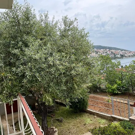 Miki, Okrug Gornji, * تروغير