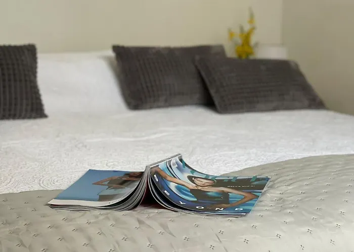 Miki, Okrug Gornji, شقة