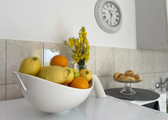 Miki, Okrug Gornji, * تروغير