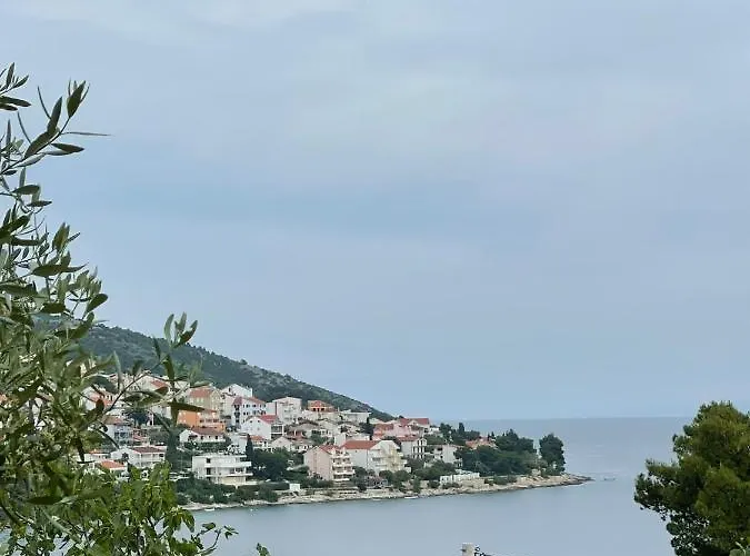 Miki, Okrug Gornji, *