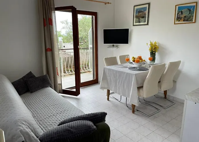 شقة Miki, Okrug Gornji,